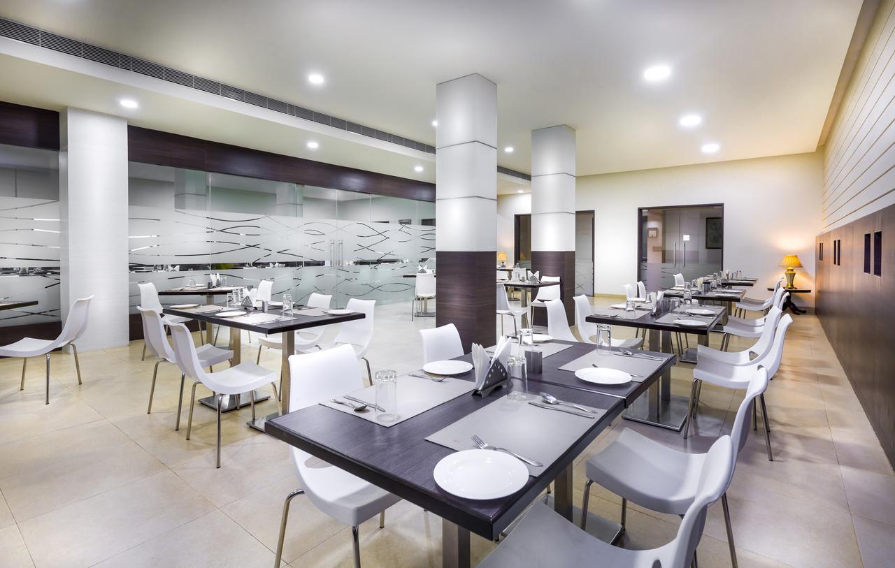 Regency Tiruttani By Grt Hotels Thiruttani Exterior foto