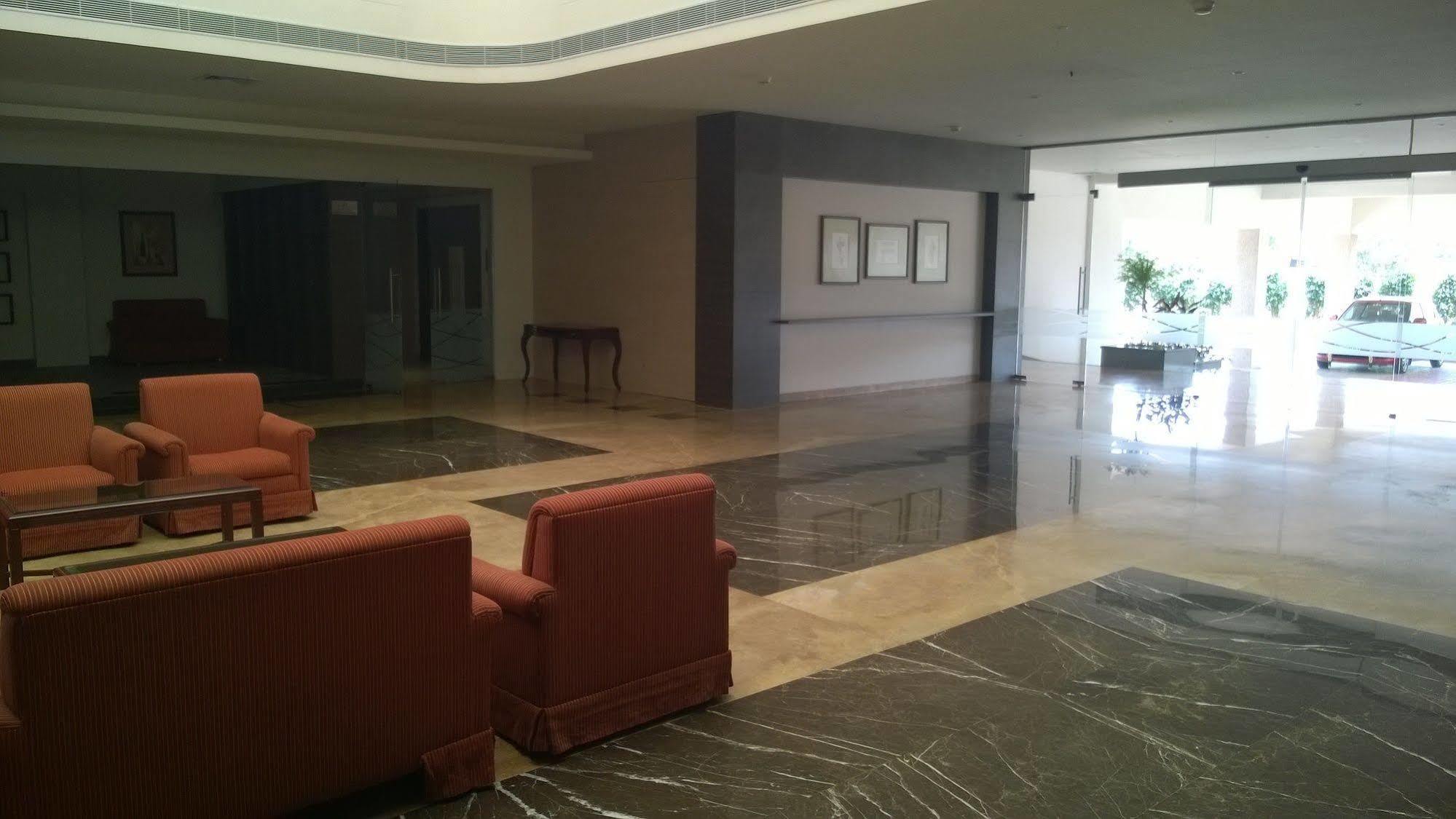 Regency Tiruttani By Grt Hotels Thiruttani Exterior foto