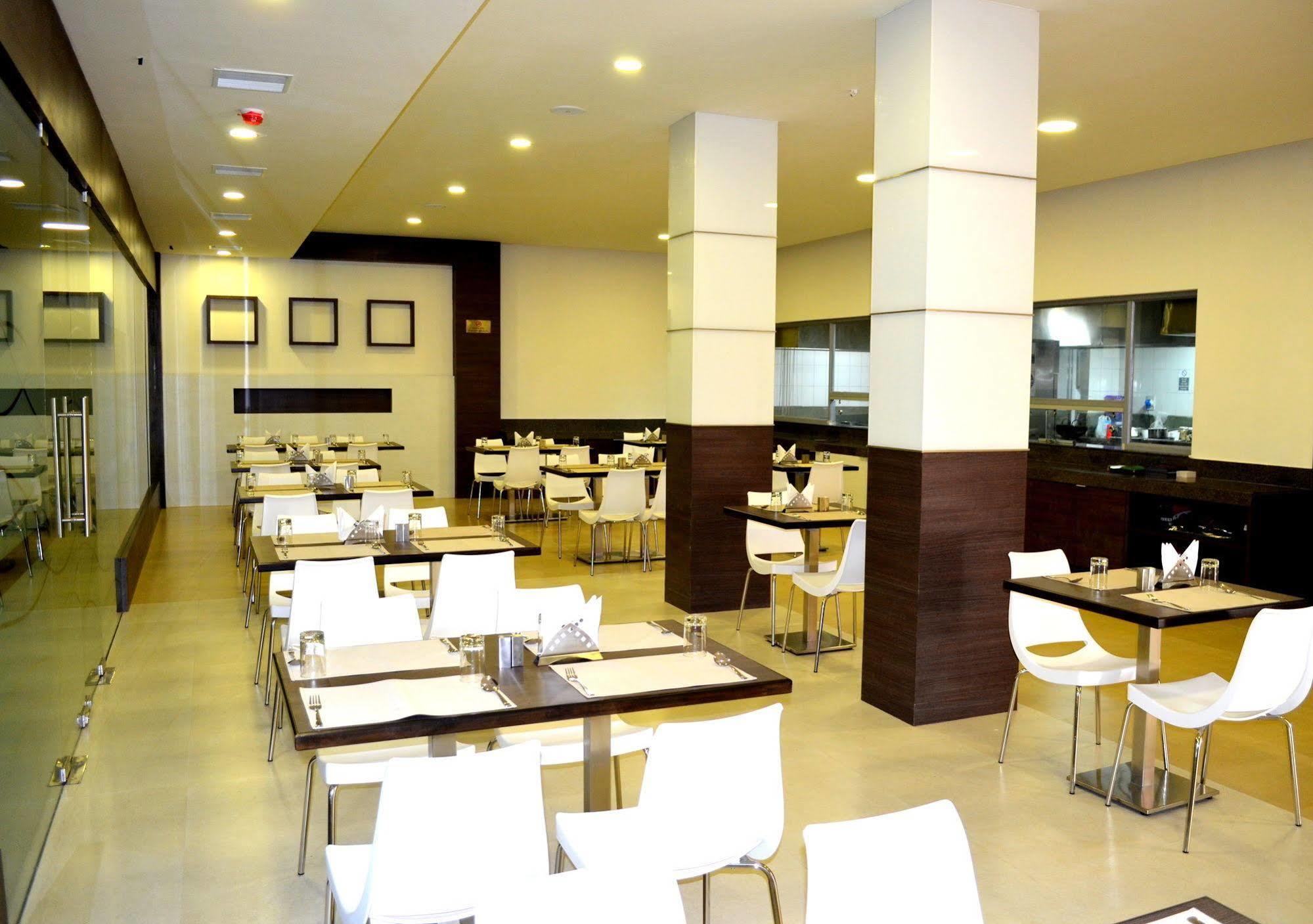 Regency Tiruttani By Grt Hotels Thiruttani Exterior foto