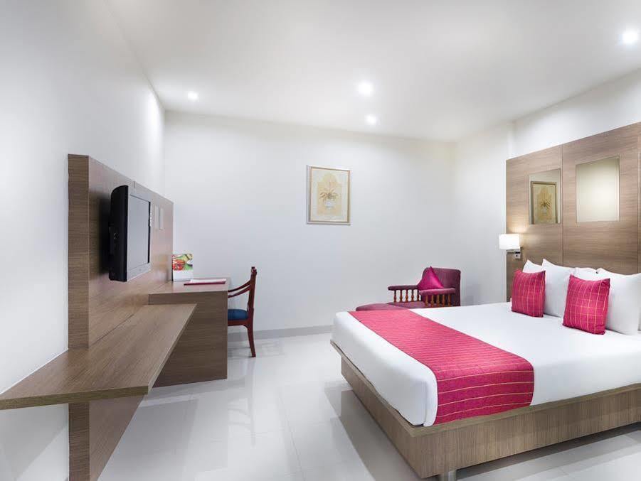 Regency Tiruttani By Grt Hotels Thiruttani Exterior foto